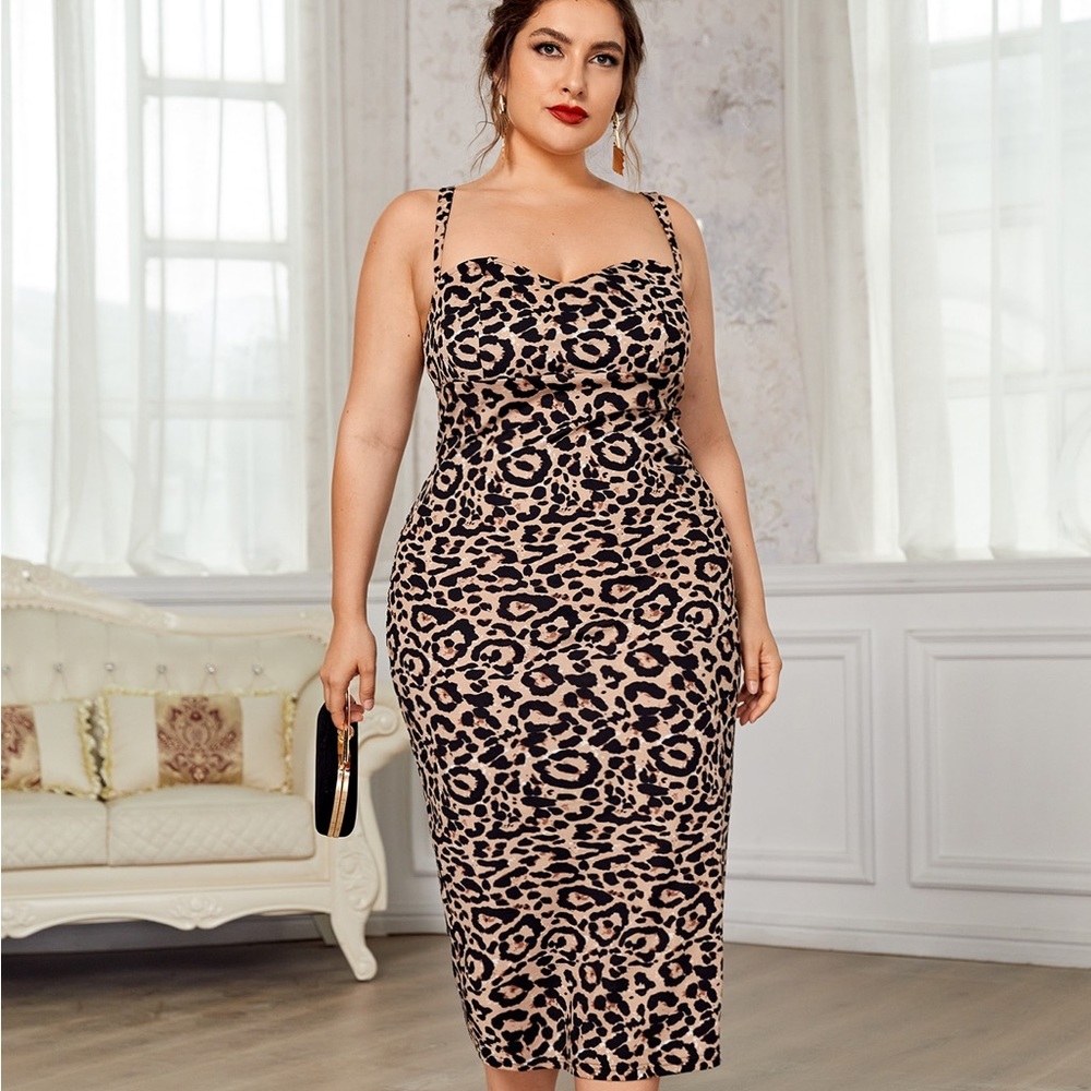 🐆🐆🐆Hot dress for a hot lady! Leopard king dress perfect for a night out